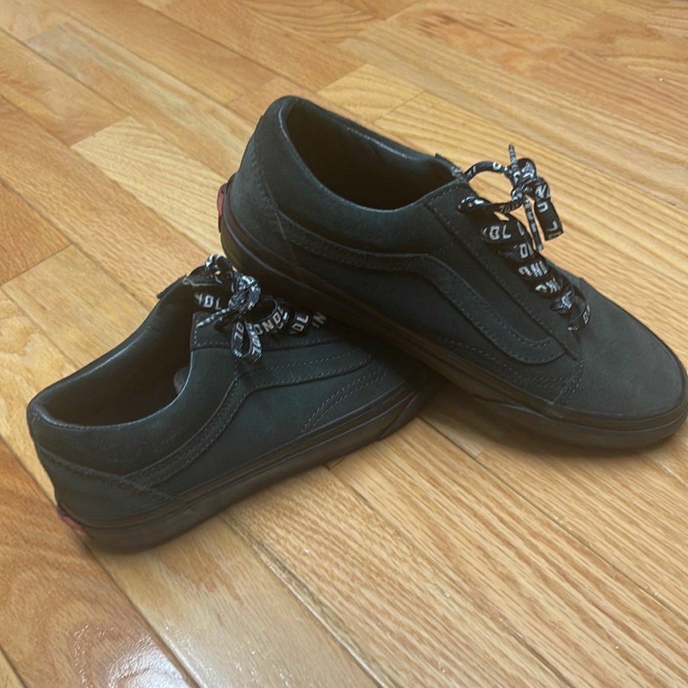 Dark Green Vans with DNDL Doughtnuts and Deadlifts Laces Size 7